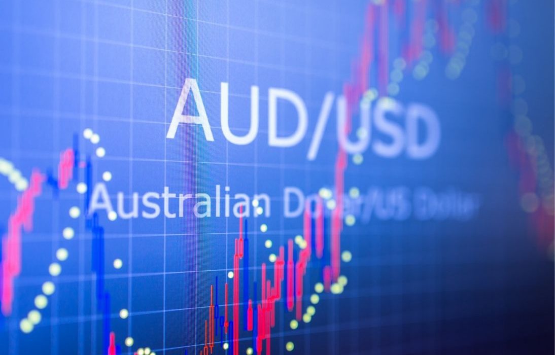 AUD/USD Struggles Amid Banking Crisis and Fed Expectations