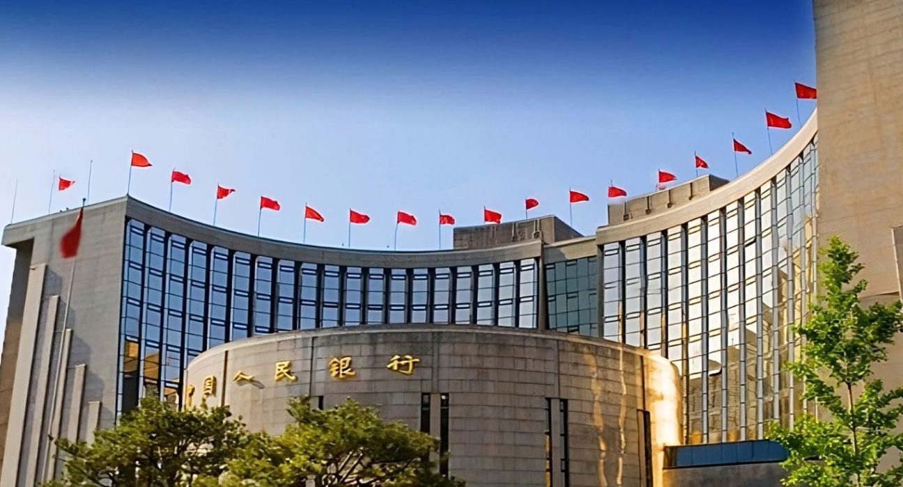 China's Central Bank Injects Liquidity to Respond to Growing Risks