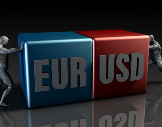 EUR/USD to Stay Within 1.0560-1.0800 Range, says UOB Group