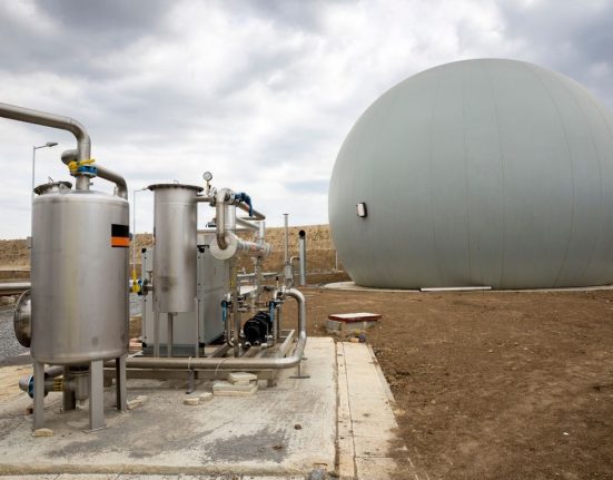Natural Gas Drops on Lower Energy Demand Fears