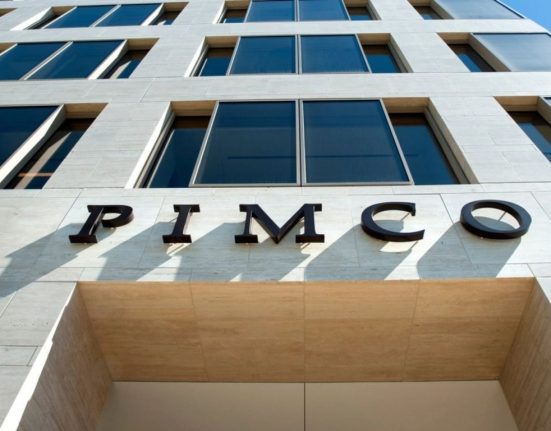 PIMCO loses $340 million in Credit Suisse bonds wipeout