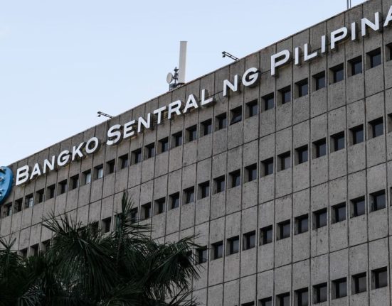 Philippines central bank revises 2023 current account deficit projection