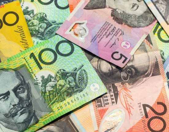 AUD/USD Pair Slides to Lowest Level Since November 10 as Sellers Dominate